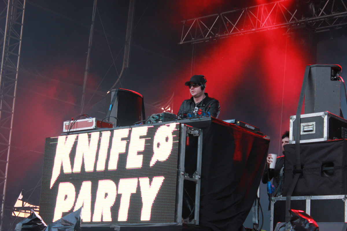 Urban Art Forms 2013: Knife Party